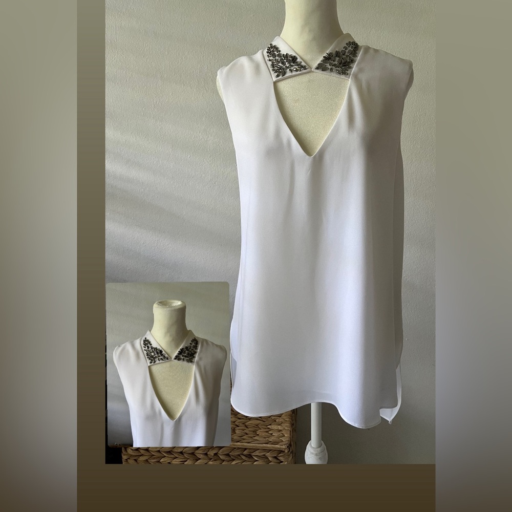 BCBG MaxAzria elegant sleeveless blouse, M